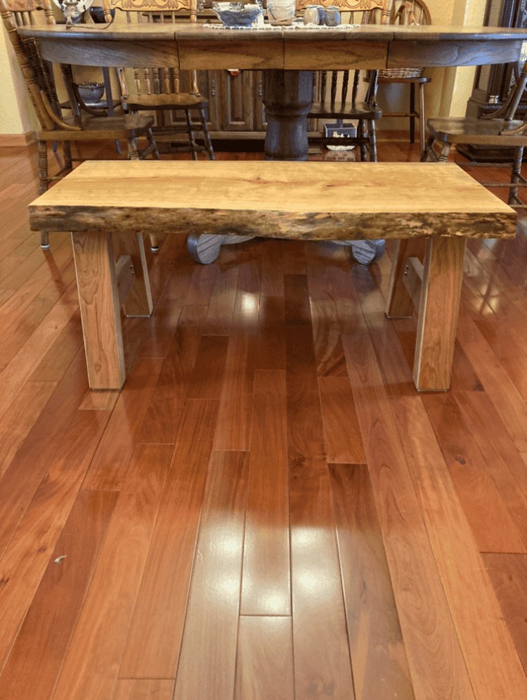 live-edge-bench-1b